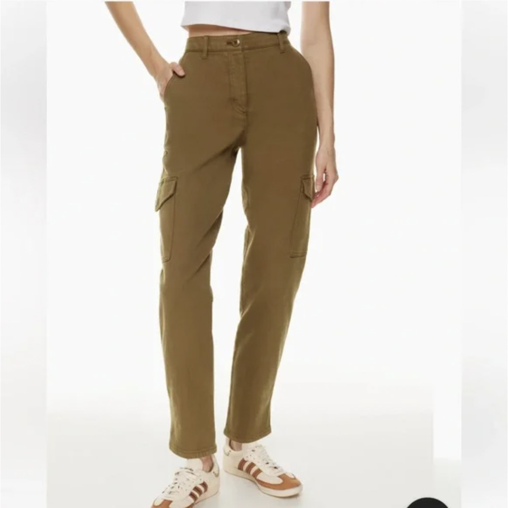 Aritzia Wilfred Free Modern Cargo High Waist Pants in Gold Camel